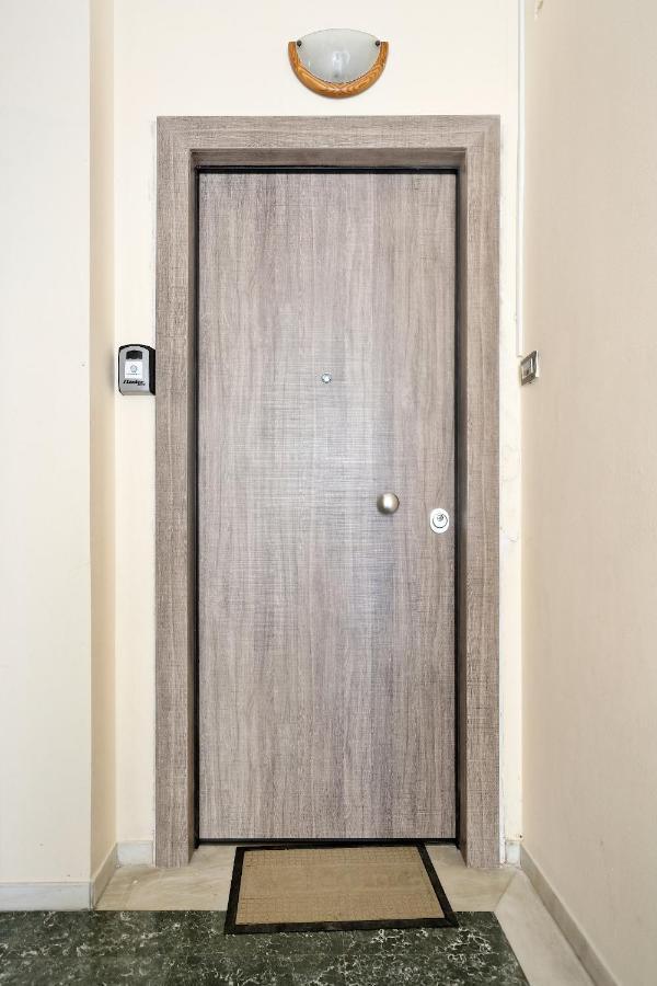 Glyfada Breeze Apartments Athén Kültér fotó
